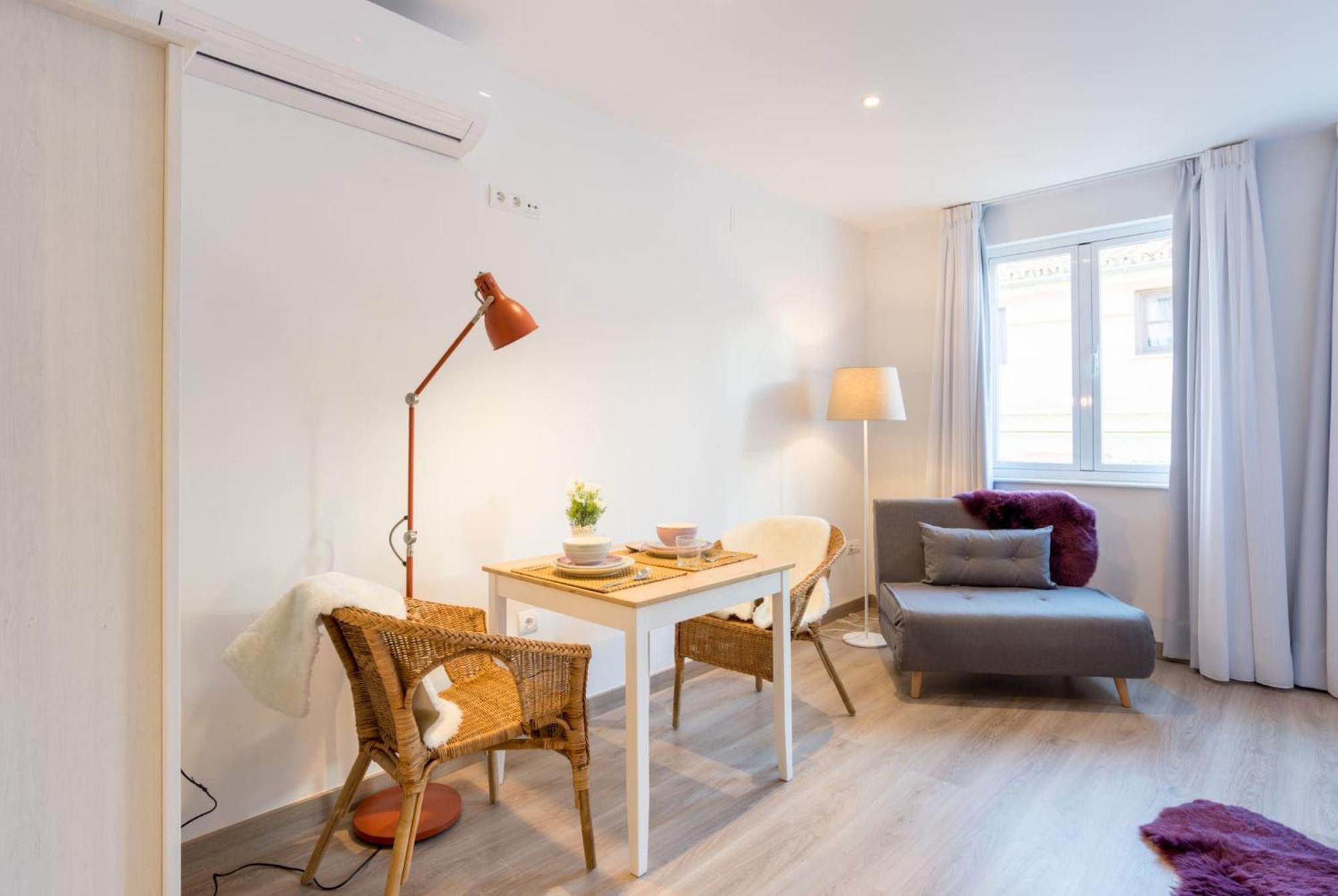 Ferienwohnung Sharingco Atarazanas Premium Málaga Exterior foto